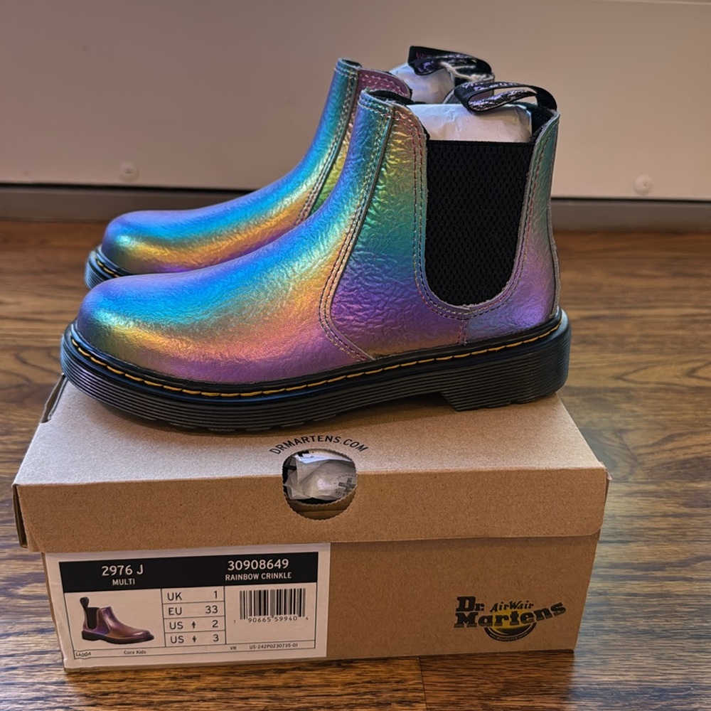 Beautiful rainbow Doc Marten boots BNIB Big Girl size 2 - Picture 4 of 8